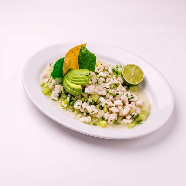 Ceviche De Pescado O Jaiba Tostada.