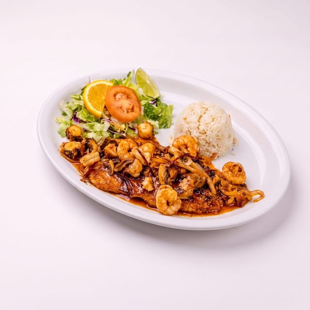 Filete Al Ajillo Con Pulpo Y Camaron.