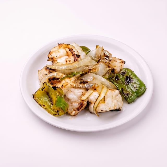 Fajitas de Camarón, Pollo o Res.